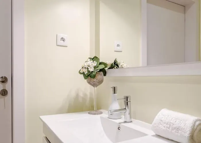 Urban Reflections By Portugal Active Viana do Castelo