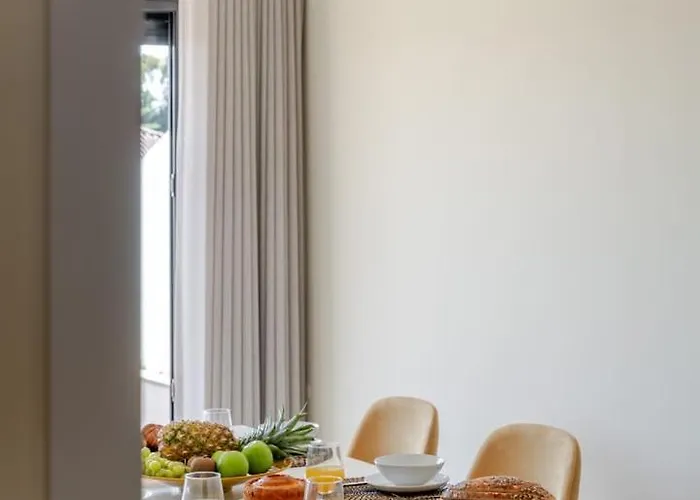 Urban Reflections By Portugal Active Prázdninový dům Viana do Castelo