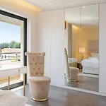 Urban Reflections By Portugal Active Ferienhaus