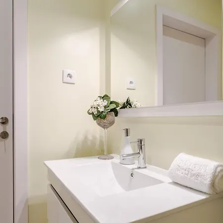 Urban Reflections By Portugal Active Viana do Castelo