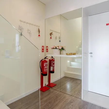 Urban Reflections By Portugal Active Prázdninový dům Viana do Castelo