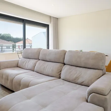 Urban Reflections By Portugal Active Holiday home *