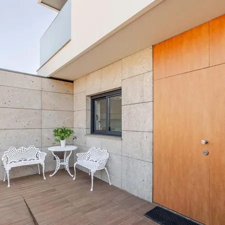 Ferienhaus Urban Reflections By Portugal Active