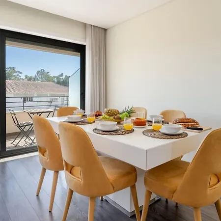 Urban Reflections By Portugal Active Ferienhaus