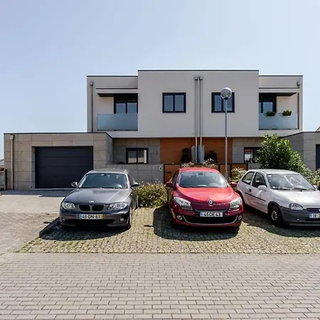 Ferienhaus Urban Reflections By Portugal Active *