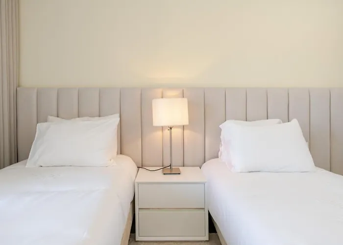 Urban Reflections By Portugal Active بيت للعطل *