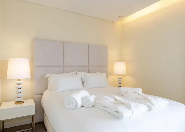 Urban Reflections By Portugal Active Виана-ду-Каштелу